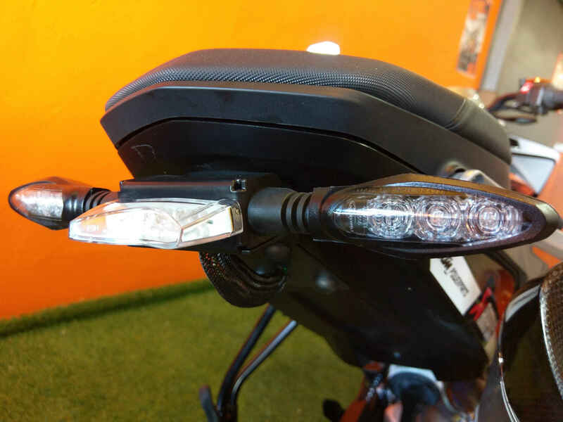Ktm Duke 790 [ACCESS DESIGN] - Kennzeichenhalter auf Radhöhe schwarz KTM Duke 790/890