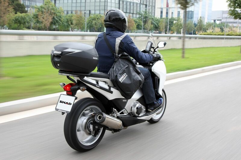 Aprilia Sr Gt 125 [SHAD] - SH39 Topcase schwarz 3kg 39L