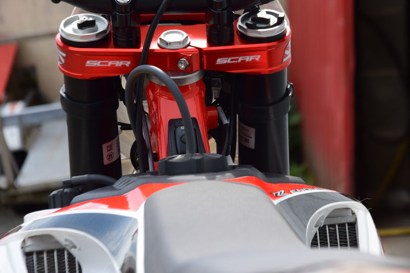 Beta RR 125 [SCAR] - Piastra forcella OE offset rossa Beta RR