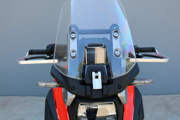 Suzuki V-Strom 1050 [BARKBUSTERS] - Kit bulloneria attacco a due punti in alluminio Suzuki