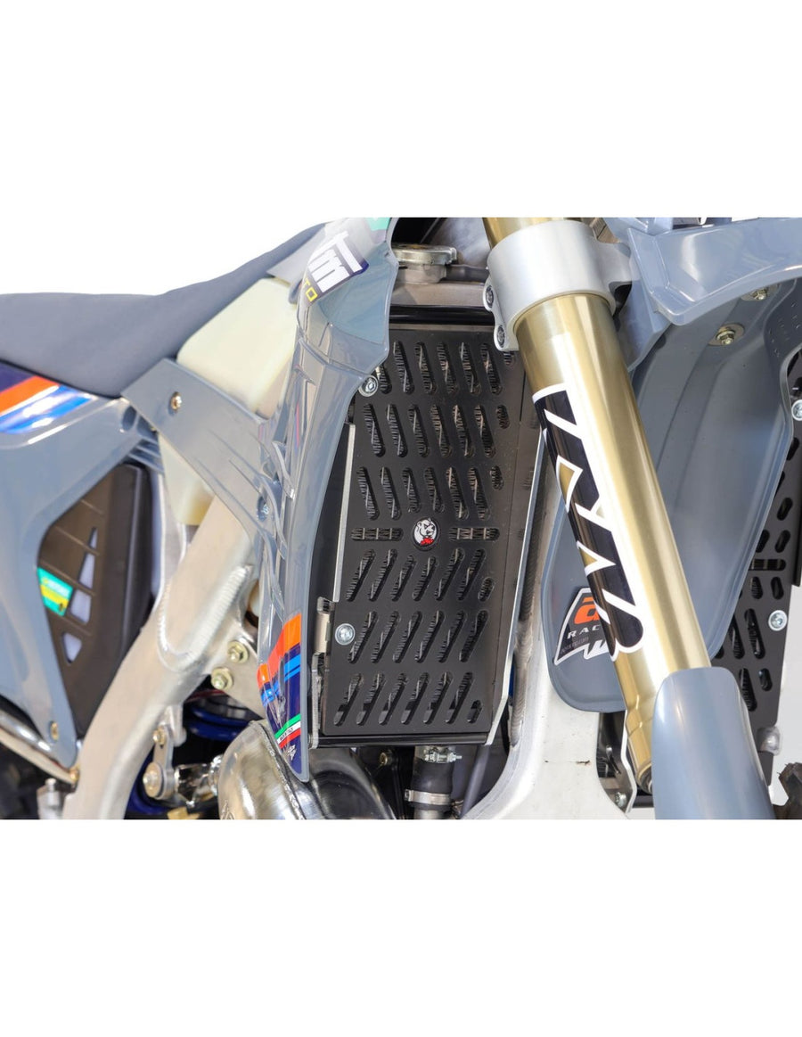 Tm Racing EN 250 FI Corse [2025] - Hard Enduro Kühlerschutz - HDPE 8 mm - Schwarz
