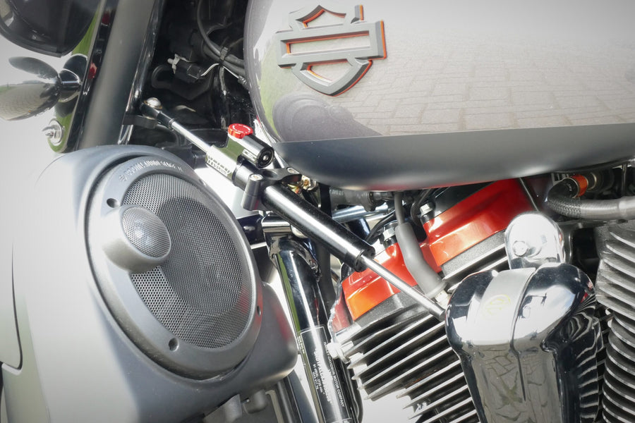 Harley Davidson FLHXS(E) STREET GLIDE (CVO) M-8 [HYPERPRO] - Kit di montaggio ammortizzatore di sterzo, nero (MK-HD17-S003-B)