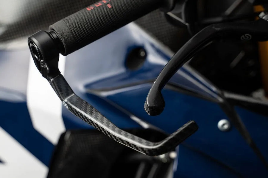ducati s 620 [GILLES TOOLING] – Karbon-Bremshebelschutz