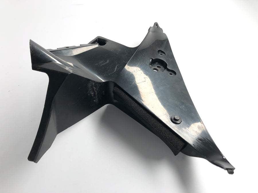 Honda CBR 900 SC50 - Fairing inner panel left