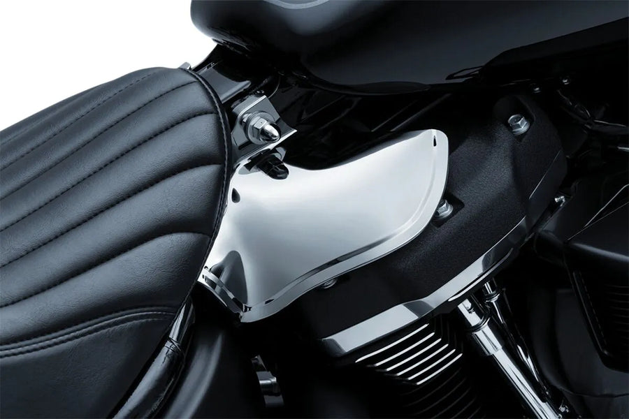Harley-Davidson Street Bob 114 FXBBS [KURYAKYN] – Sitzbank-Heckschild