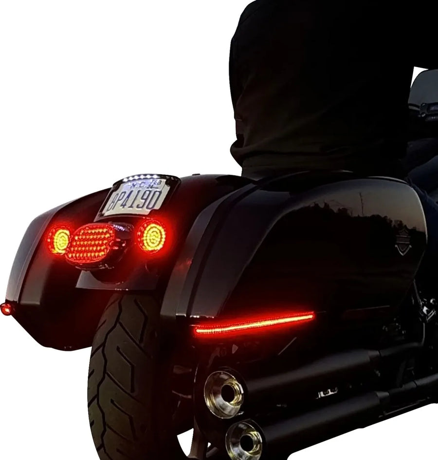 Harley Davidson fxlrst [CUSTOM DYNAMICS] – Luci a LED per borse laterali