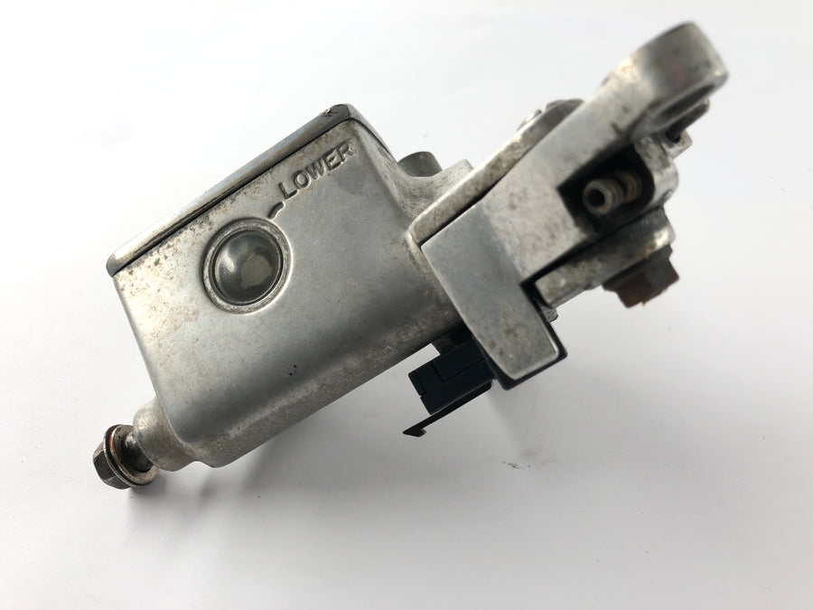 Suzuki Intruder VL 1500 AL [2000] - Clutch fitting clutch pump