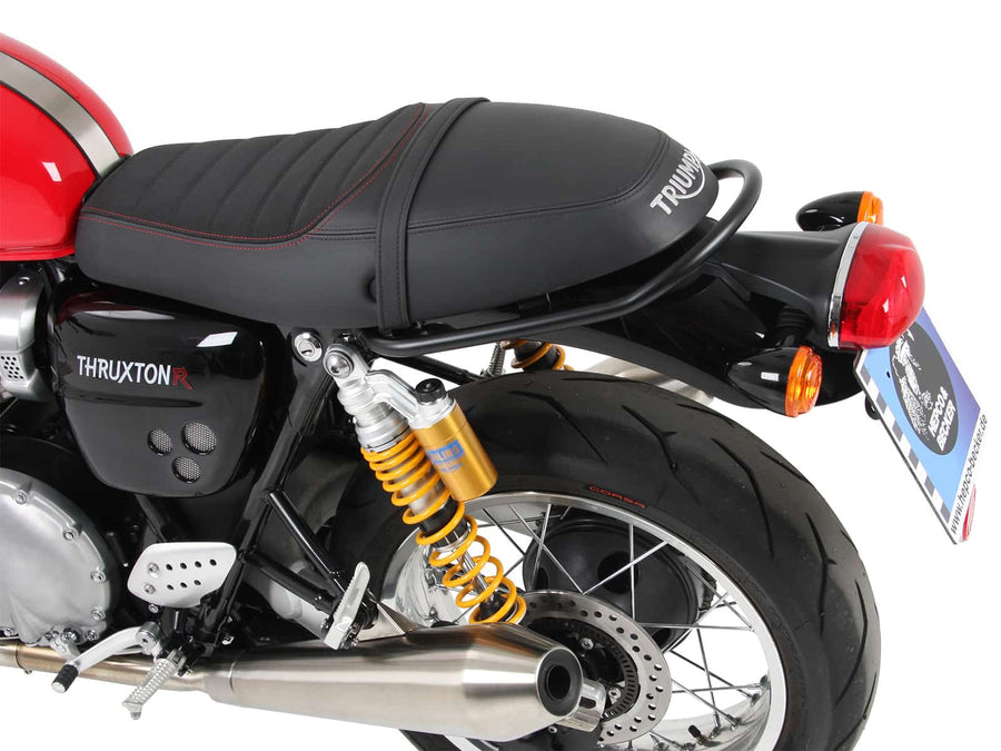Triumph Thruxton [2016-2024] - Vista dettagliata della maniglia del passeggero