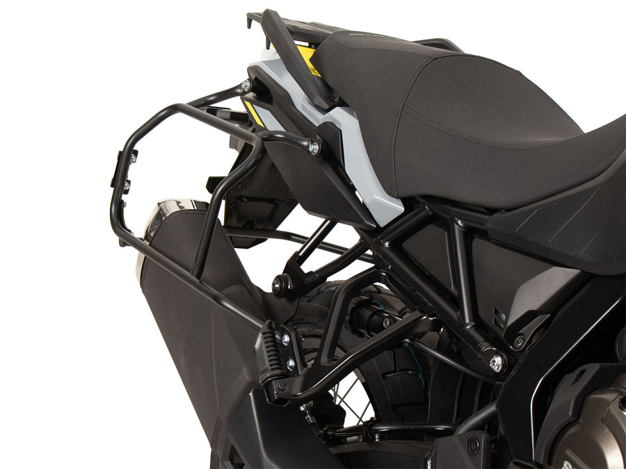 Suzuki V-Strom 800 DE [2023-2026] - Portapacchi Set Cutout nero incl. Set di borse laterali Xplorer Cutout argento