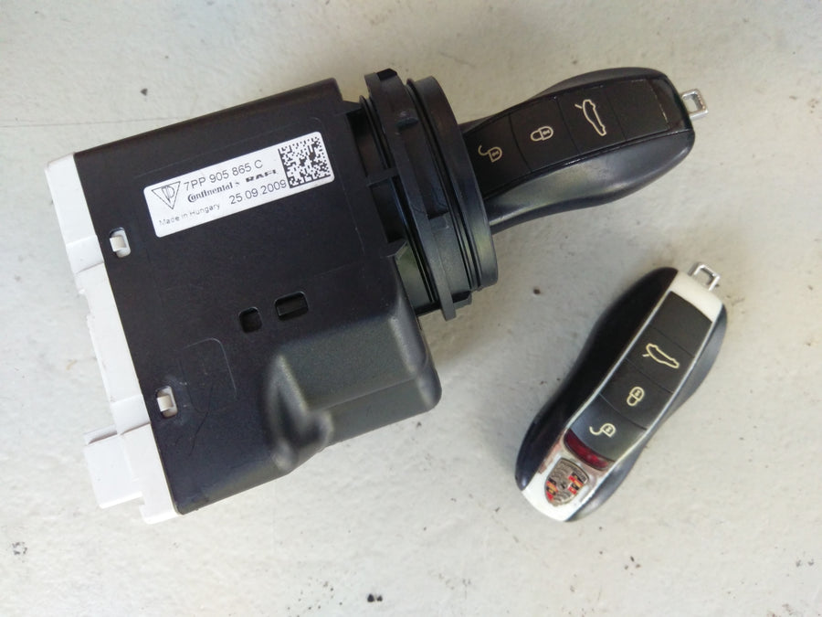 Porsche Panamera Turbo [2010] - Lock di accensione e 2 tasti