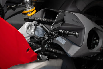 Ducati Panigale V4 [GILLES TOOLING] – Zurückverlegte MUE2 Rastenanlage - 0