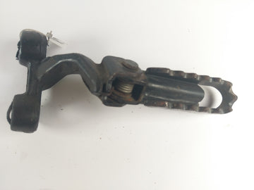 Suzuki Dr 650 SP42B Footrest a destra Completa