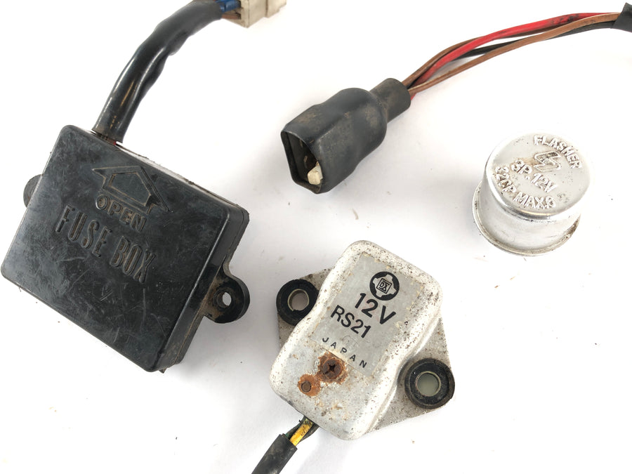 Honda CJ 360 T [1980] - Elektronik KonVolut Fuse Box