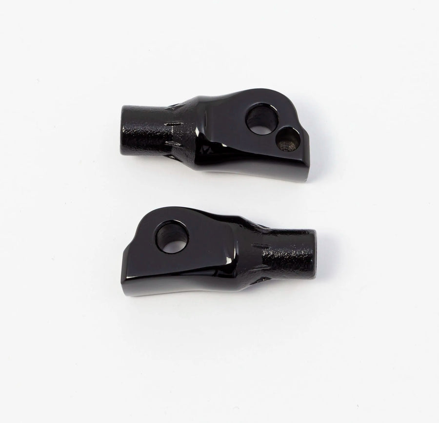 Harley-Davidson Street Bob 114 FXBBS [Kuryakyn] -Conical Footrest Adapter