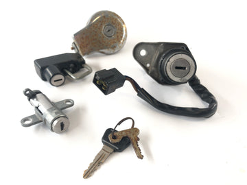 Yamaha XV 535 Virago 2yl [1987] - Castle Set Tank Lock Lock Lock - 0