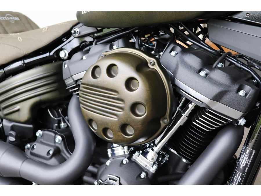Harley Davidson Softail Note [2018-2024] -Slit Air Filter Lid