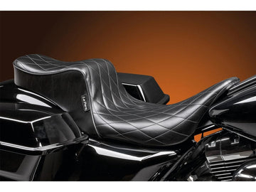 Harley Davidson Touring [2008-2025] -Cherokee Seat Diamond Stitch Black Vinyl