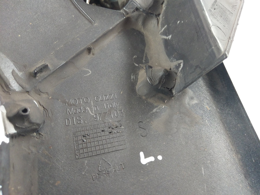 Moto Guzzi Norge 1200 [2008] - rivestimento nella parte anteriore a sinistra