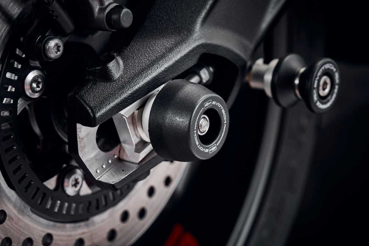 Triumph Street Triple RS [2017–2019] - Achsschutzpad-Kit – 360° Ansicht 9