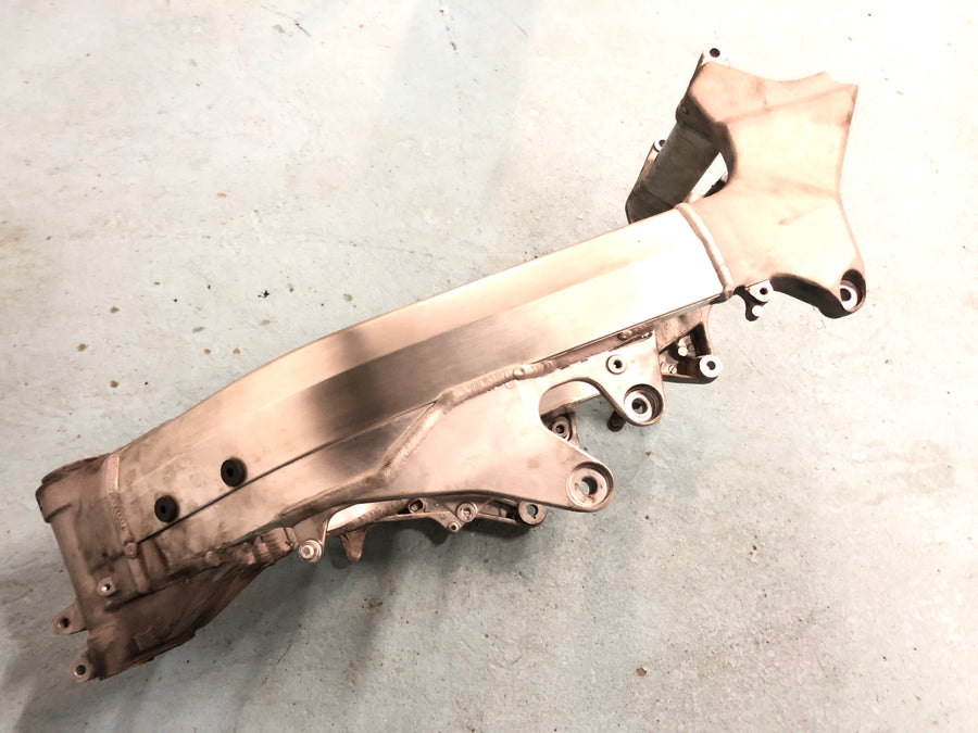 Honda VFR 800 RC46 [1999] - Frame con documenti