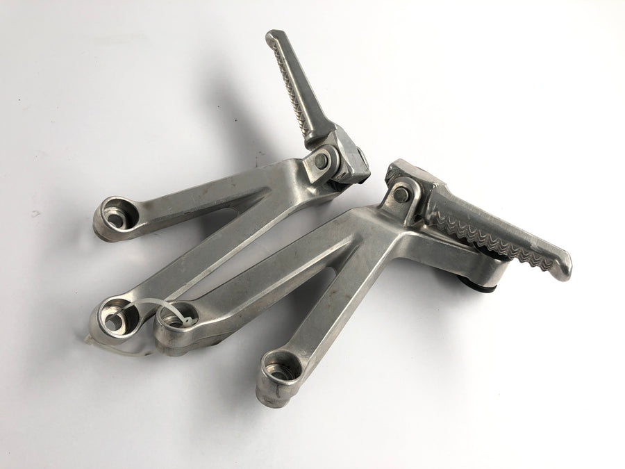 Honda CBR 900 SC50 - Socias Footrest con supporto a destra e sinistra