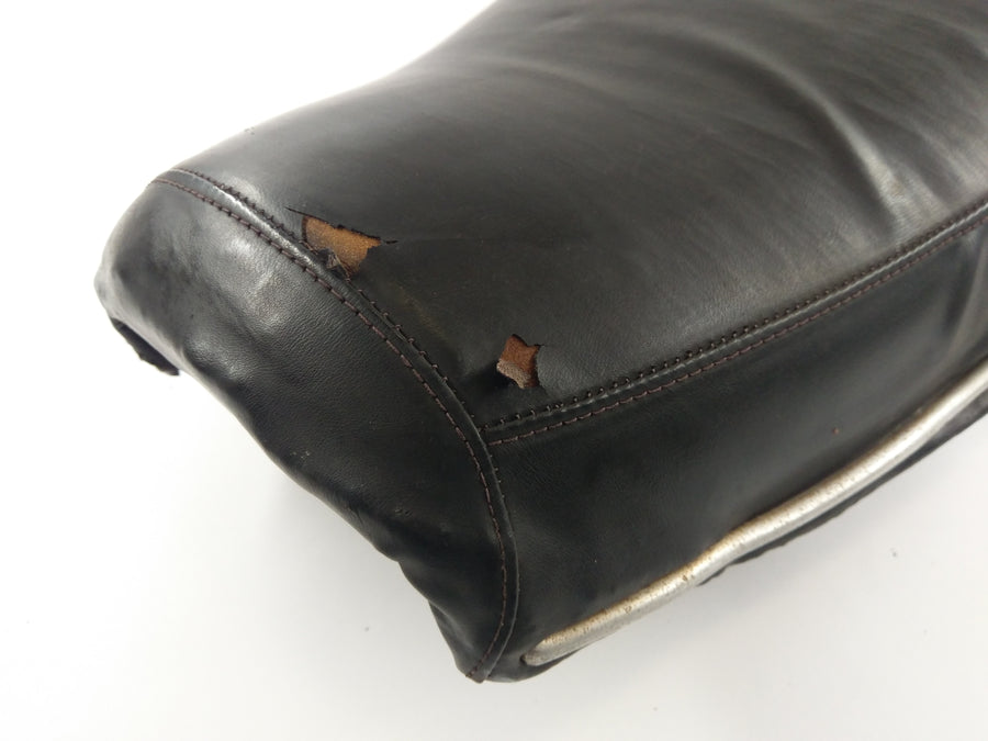 BMW R75/5 [1973] - Seat bench substructure heavily rusty