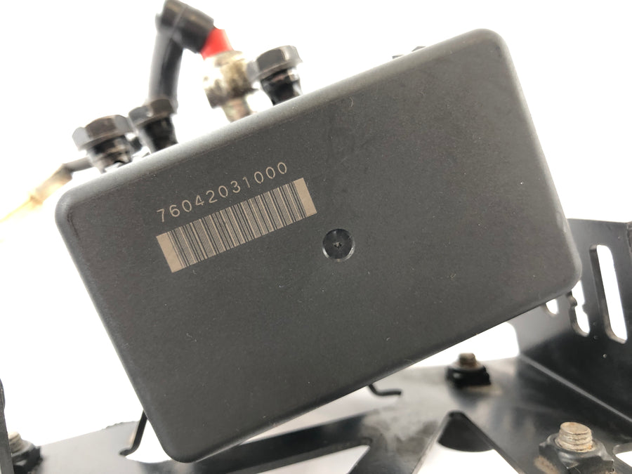 KTM Duke 690 A3 [2012] - ABS module with bracket
