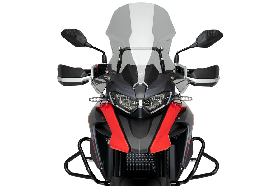 QJ SRT 700X ON ROAD [2025] – Windabweiser Extended – Stark getönt