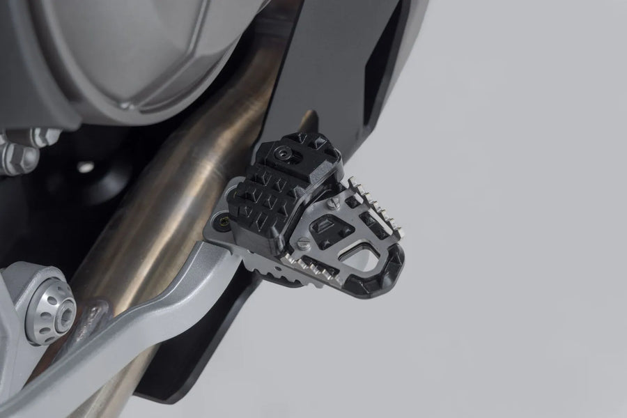 Aprilia Tuareg 660 [SW-MOTECH] – Estensione per pedale freno