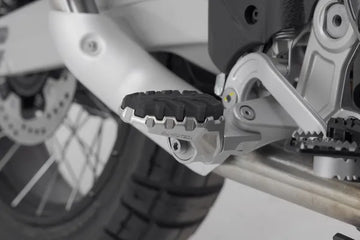 Yamaha XTZ 700 T Tenere 700 Explore Edition [2023-2024] - EVO Fußrasten-Kit – Bild 1