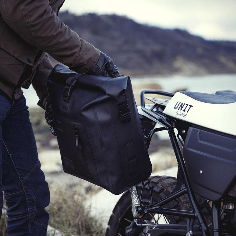 BMW R nineT 1200 Roadster [2014-2023] - Zwei Khali TPU Seitentaschen + Double Frame