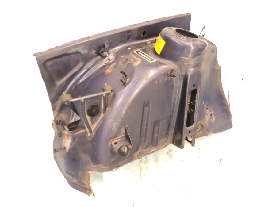 BMW M 535i E28 [1986] - Wheelhouse with chassis number and papers body