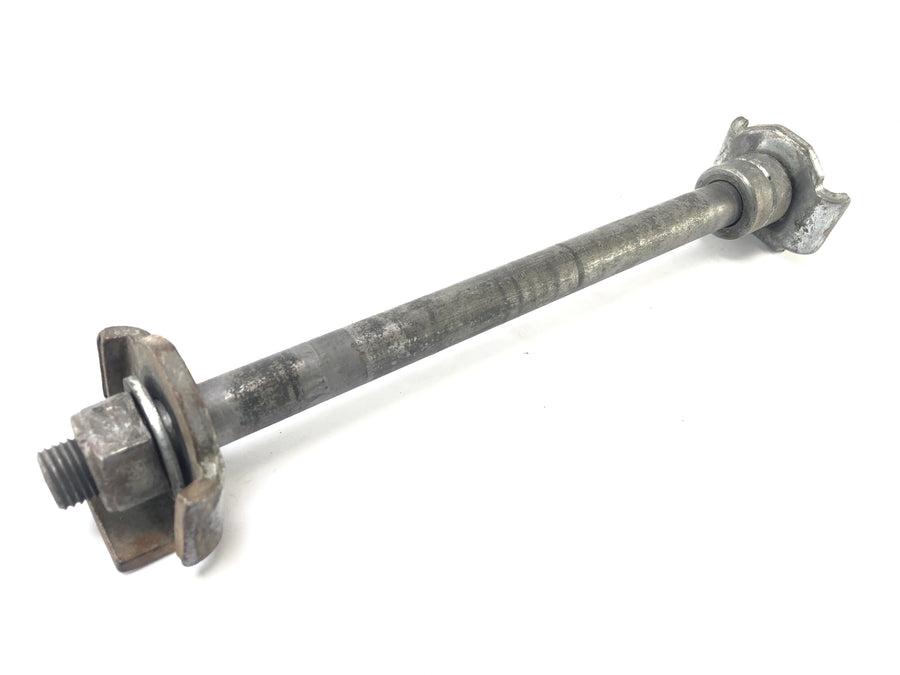 Yamaha XT 125 X [2004] - Rear axle