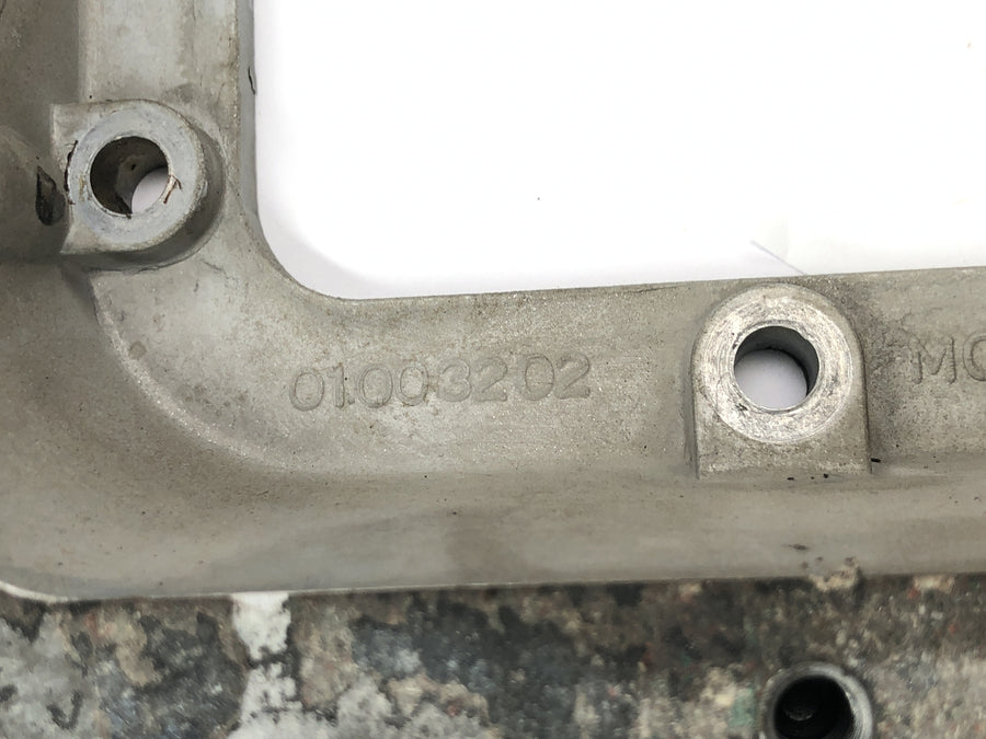 Moto Guzzi V11 Sport [1999] - Ölwanne Distanzrahmen Ölwannenspacer Adapterplatte