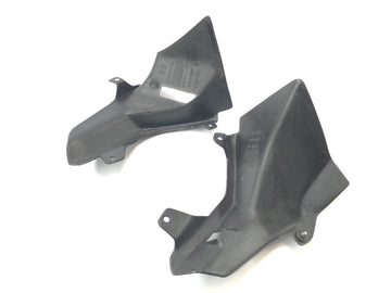 Aprilia RST 1000 FUTURA [2002] - Coppia di coperture per rivestimento laterale - 0