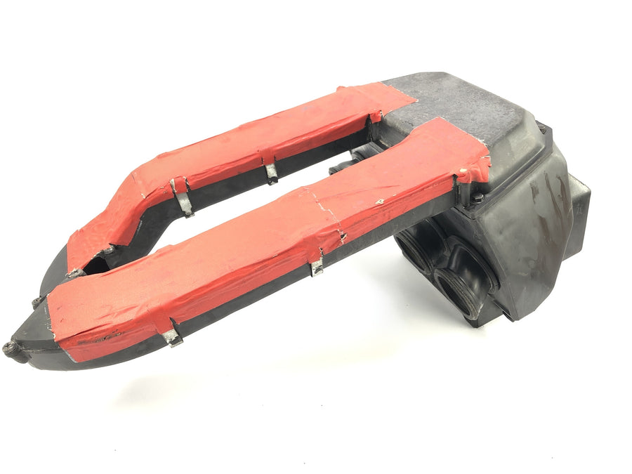 Kawasaki GPZ 1000 RX [1987] - Air filter box airbox