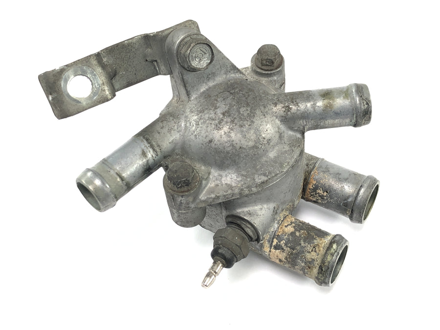 Honda XRV 750 Africa Twin RD04 [1992] - Kühlmittelthermostat Kühlmittelthermostatgehäuse Kühlmittelverteiler Wasserverteiler