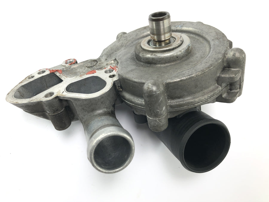BMW K 1200 S K12S [2005] - Wasserpumpe Kühlmittelpumpe Gehäuse Impeller