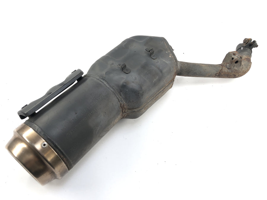 Honda NX 650 RD02 [1989] - exhaust muffler on the right