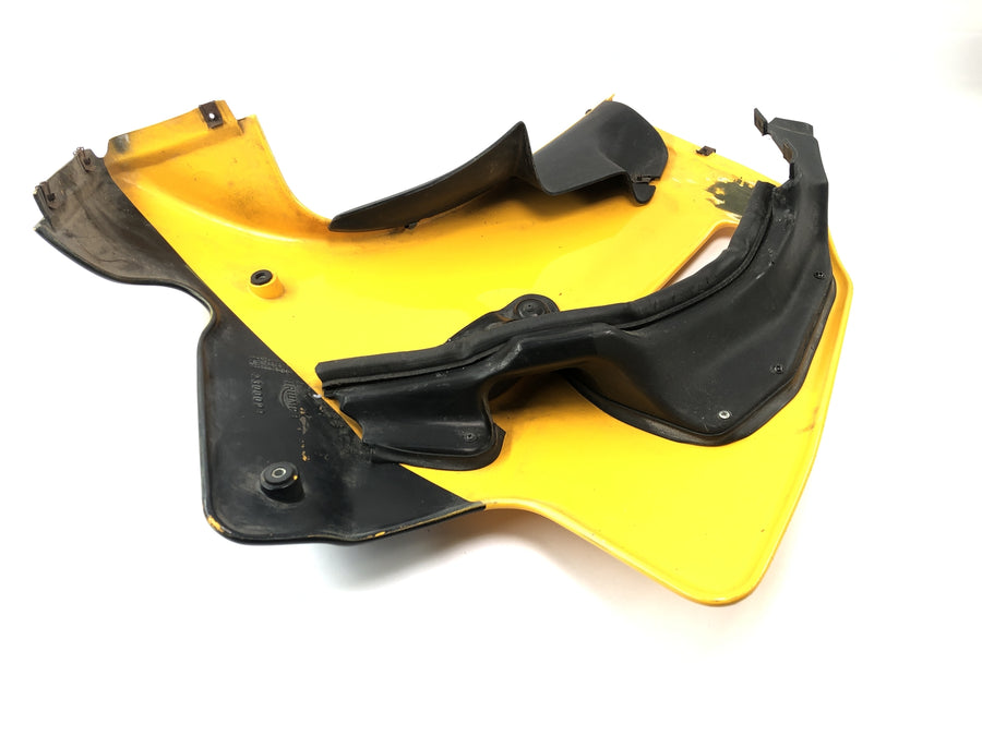 Triumph Daytona 900 T300 [1996] - Front fairing, side fairing, lower right fairing