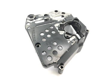 Suzuki GSX R 1100 GU74C [1987] - sprocket cover, engine cover, clutch holder - 0
