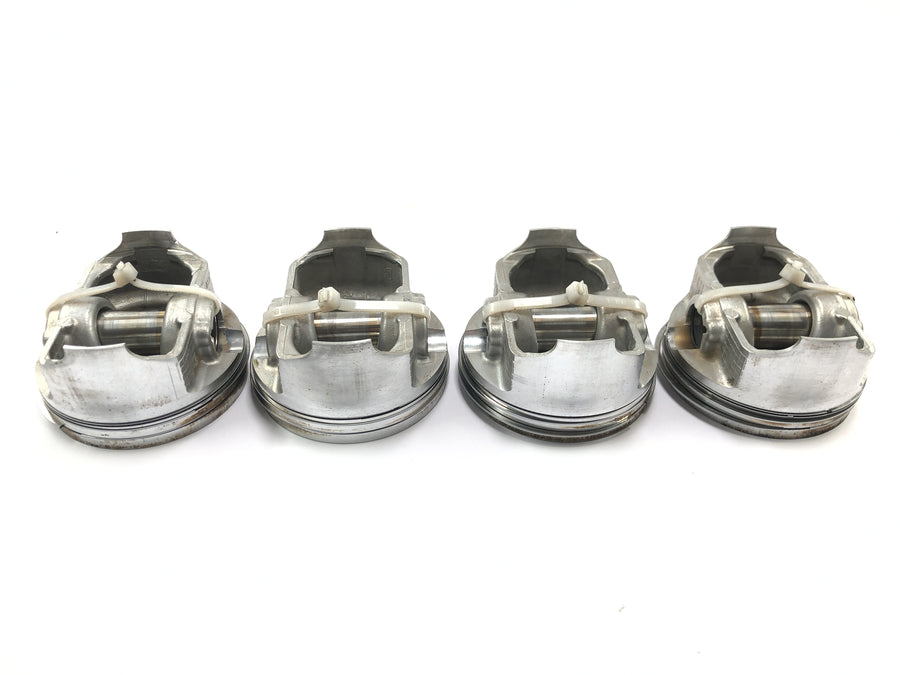 Kawasaki ZRX 1200 S ZRT20A [2001] - Cylinder with piston set cylinder block
