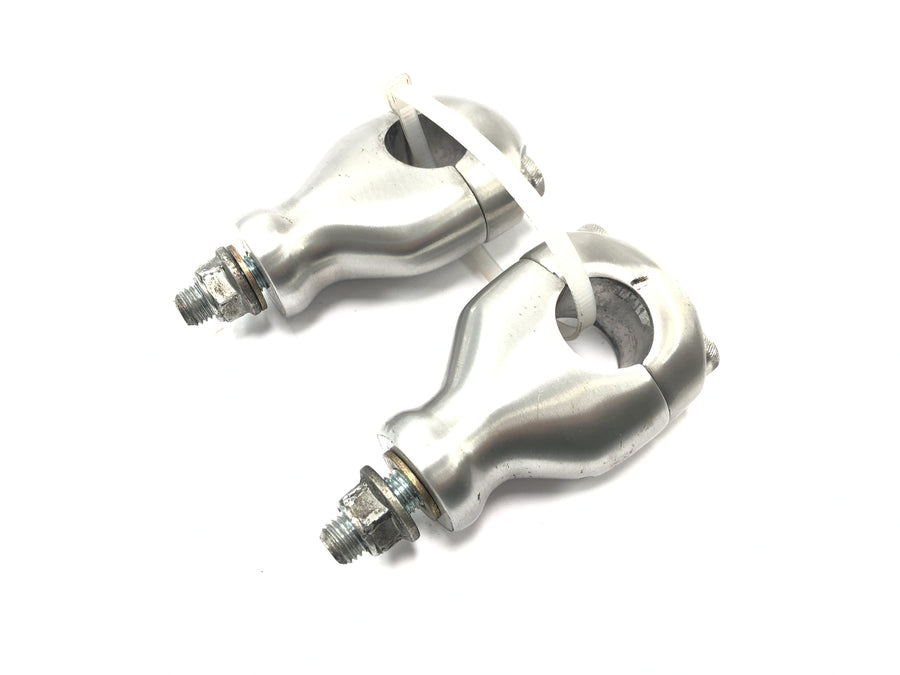 Triumph Speed ​​Triple T509 [1998] - Coppia set staffe manubrio riser