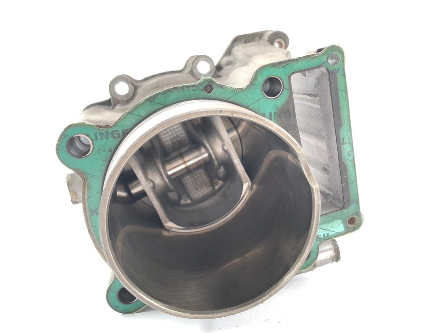BMW F 650 GS R13 [2002] - cylinder with pistons