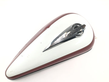 Suzuki Intruder VL 1500 AL [2000] - pannello del serbatoio sulla copertura laterale destra leggermente danneggiato - 0