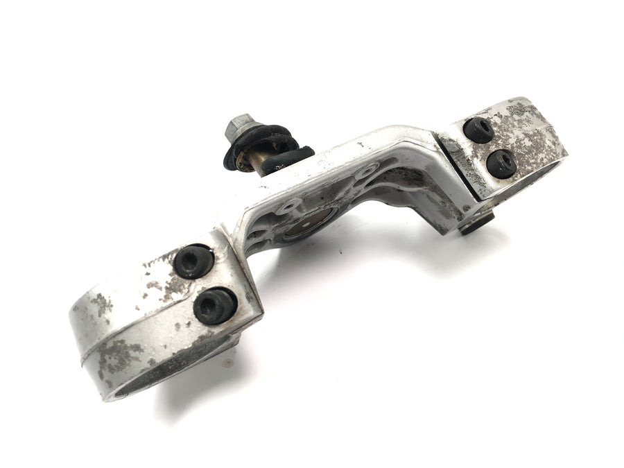 BMW R 1150 GS R21 [2002] - lower fork bridge cuff defective