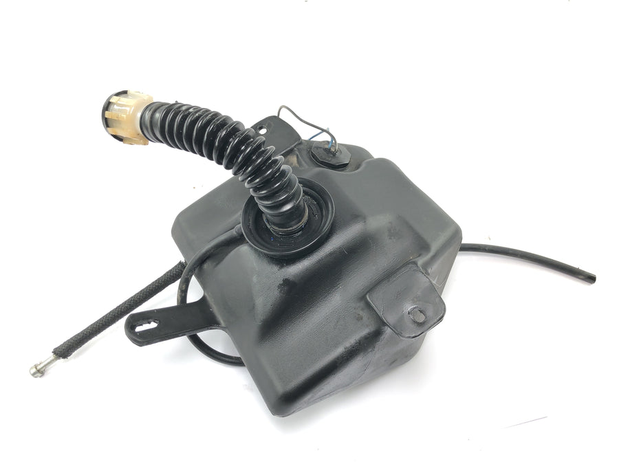 Suzuki RG 250 Gamma GJ21D [1987] - Serbatoio dell'olio, contenitore di stoccaggio dell'olio, lubrificazione separata