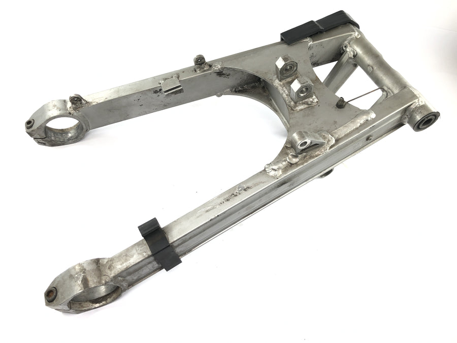 Kawasaki GPZ 1000 RX ZXT00A [1986] - Rear swing arm aluminum