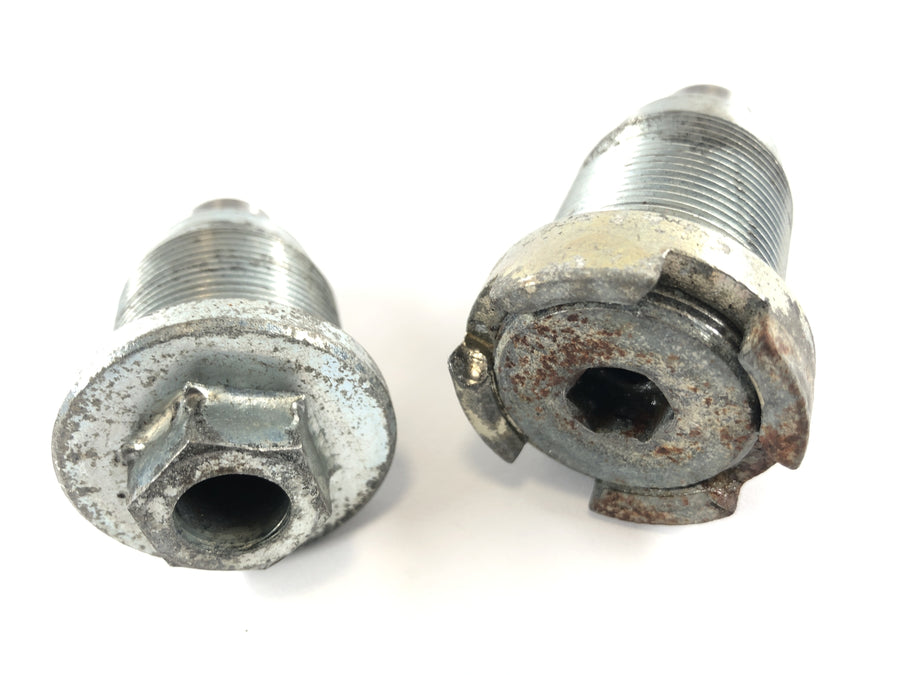 Honda Goldwing GL 1100 SC02 [1980] - swing bolt set couple