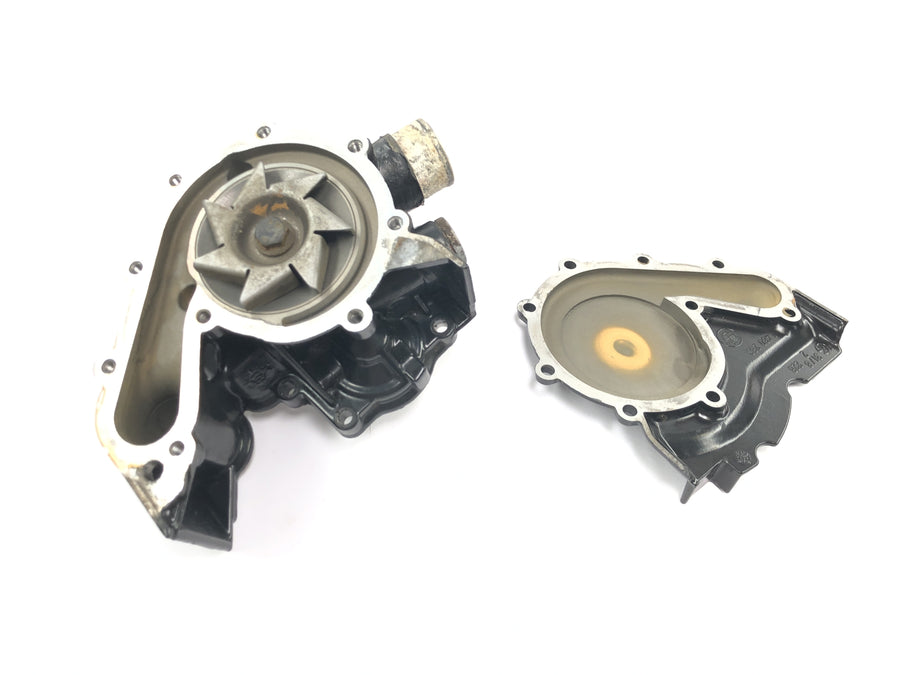 BMW K 1100 RS [1994] - Wasserpumpe Kühlmittelpumpe Pumpengehäuse Ölpumpe mit  Deckel